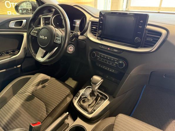 Kia Ceed III Рестайлинг с пробегом 2022 года, цена 2 089 000 рублей, 75000 км, хэтчбек, Автокод Объявления