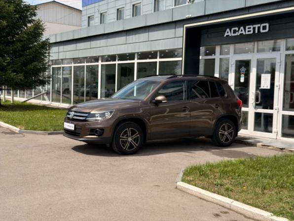Volkswagen Tiguan I Рестайлинг с пробегом 2015 года, цена 1 499 000 рублей, 86002 км, внедорожник, Автокод Объявления