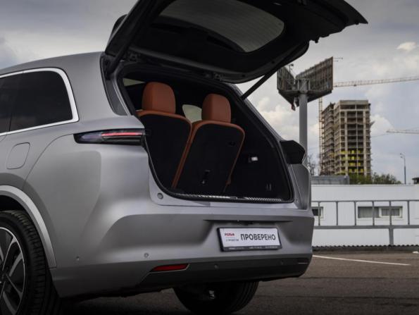 Li Auto (Lixiang) L8 I с пробегом 2023 года, цена 7 000 000 рублей, 40000 км, внедорожник, Автокод Объявления