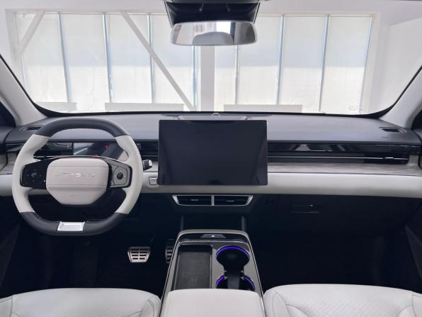 JETOUR DASHING I с пробегом 2024 года, цена 2 390 000 рублей, 7550 км, внедорожник, Автокод Объявления