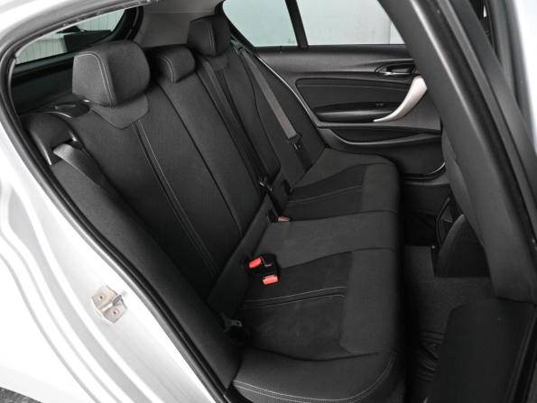 BMW 1 серии II (F20/F21) Рестайлинг 2 с пробегом 2017 года, цена 2 499 000 рублей, 62427 км, хэтчбек, Автокод Объявления
