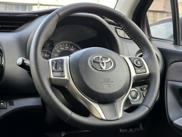 Toyota Vitz III (XP130) Рестайлинг с пробегом 2016 года, цена 935 000 рублей, 146169 км, хэтчбек, Автокод Объявления