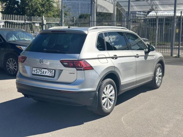 Volkswagen Tiguan II с пробегом 2017 года, цена 2 229 000 рублей, 123455 км, внедорожник, Автокод Объявления