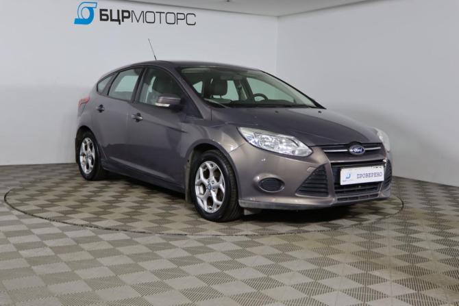 Ford Focus III с пробегом 2012 года, цена 829 990 рублей, 89169 км, хэтчбек, Автокод Объявления