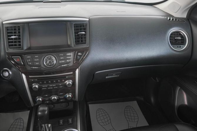 Nissan Pathfinder IV с пробегом 2015 года, цена 2 299 000 рублей, 115000 км, внедорожник, Автокод Объявления