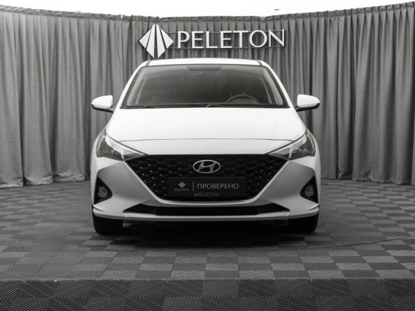 Hyundai Solaris II Рестайлинг с пробегом 2022 года, цена 1 640 000 рублей, 79128 км, седан, Автокод Объявления