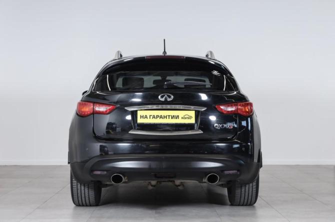 Infiniti FX II (S51) Рестайлинг с пробегом 2013 года, цена 1 949 000 рублей, 210000 км, внедорожник, Автокод Объявления