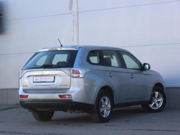 Mitsubishi Outlander III с пробегом 2012 года, цена 967 000 рублей, 256217 км, внедорожник, Автокод Объявления