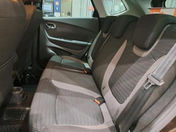 Renault Kaptur I с пробегом 2018 года, цена 1 663 000 рублей, 42010 км, внедорожник, Автокод Объявления
