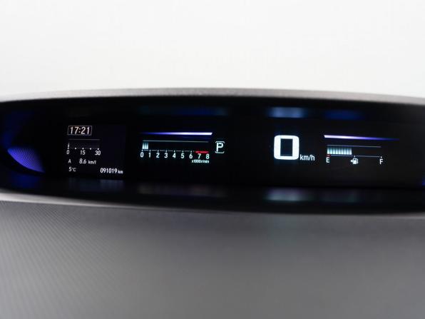 Honda Stepwgn V Рестайлинг с пробегом 2018 года, цена 2 180 000 рублей, 91020 км, минивэн, Автокод Объявления