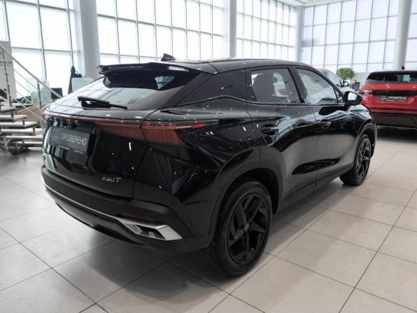 Omoda C5 I с пробегом 2022 года, цена 1 650 000 рублей, 60105 км, внедорожник, Автокод Объявления