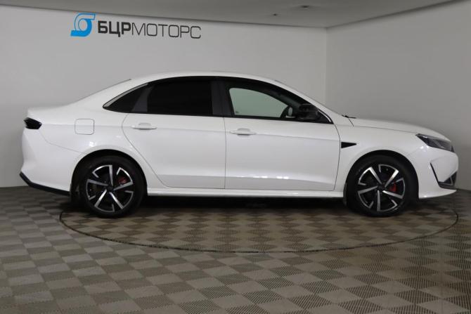 Kaiyi E5 с пробегом 2023 года, цена 1 429 990 рублей, 15978 км, седан, Автокод Объявления