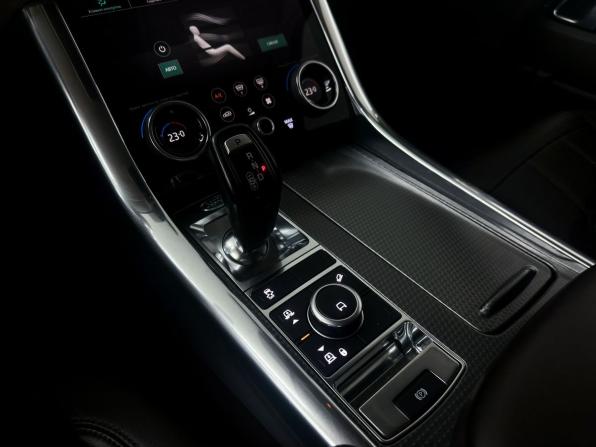 Land Rover Range Rover Sport II Рестайлинг с пробегом 2018 года, цена 4 200 000 рублей, 159350 км, внедорожник, Автокод Объявления