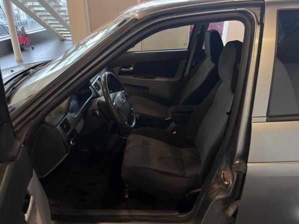 Lada (ВАЗ) Priora I с пробегом 2010 года, цена 240 000 рублей, 176135 км, седан, Автокод Объявления
