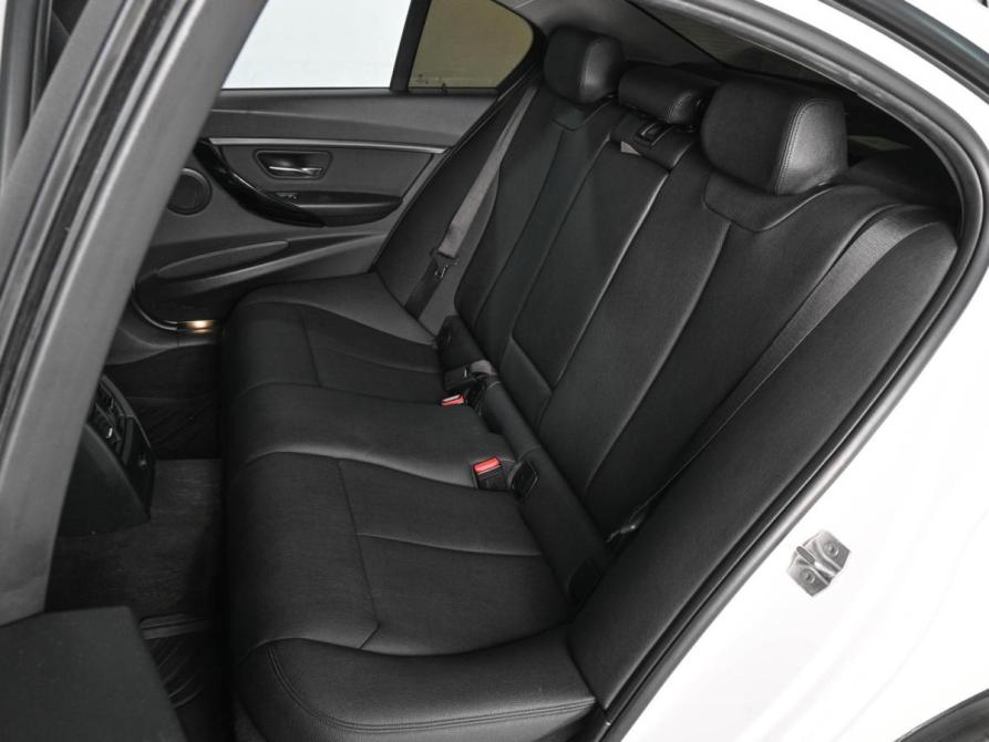 BMW 3 серии VI (F3x) Рестайлинг Ростов-на-Дону  - изображение 9