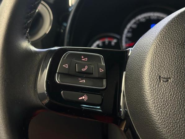 Volkswagen Beetle II (A5) с пробегом 2013 года, цена 1 297 000 рублей, 177297 км, хэтчбек, Автокод Объявления