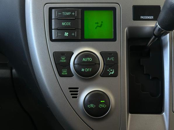 Toyota Ractis I с пробегом 2010 года, цена 850 000 рублей, 84928 км, хэтчбек, Автокод Объявления