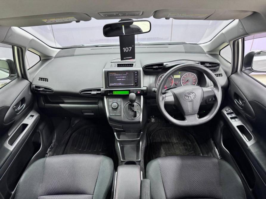 Toyota Wish II Рестайлинг Благовещенск  - изображение 25