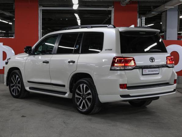 Toyota Land Cruiser 200 Series Рестайлинг 2 с пробегом 2018 года, цена 5 498 000 рублей, 181226 км, внедорожник, Автокод Объявления
