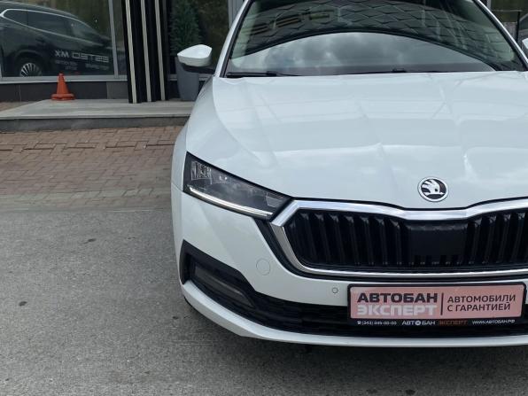 Skoda Octavia IV (A8) с пробегом 2021 года, цена 2 099 000 рублей, 75173 км, лифтбек, Автокод Объявления