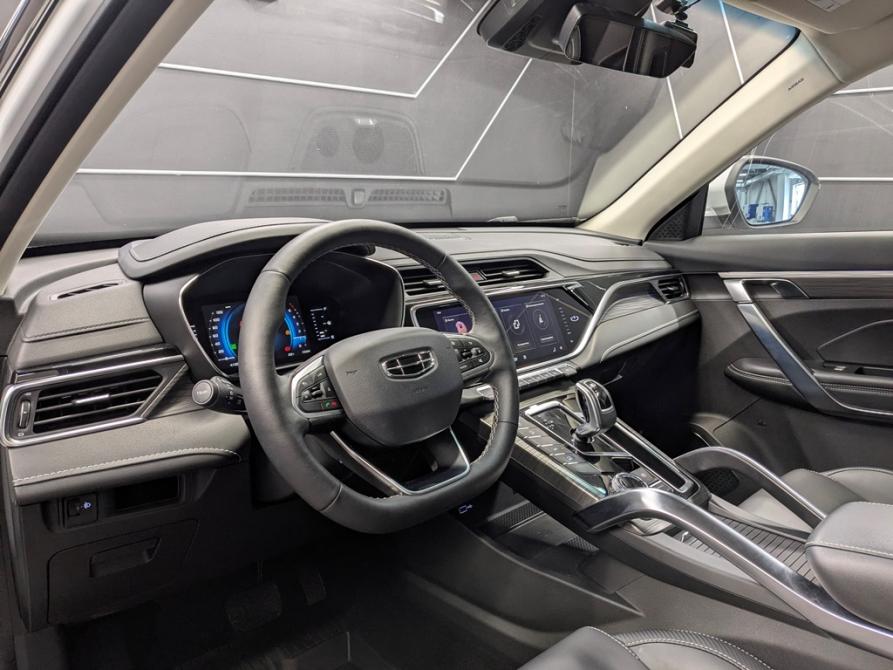 Geely Atlas Pro Москва  - изображение 11