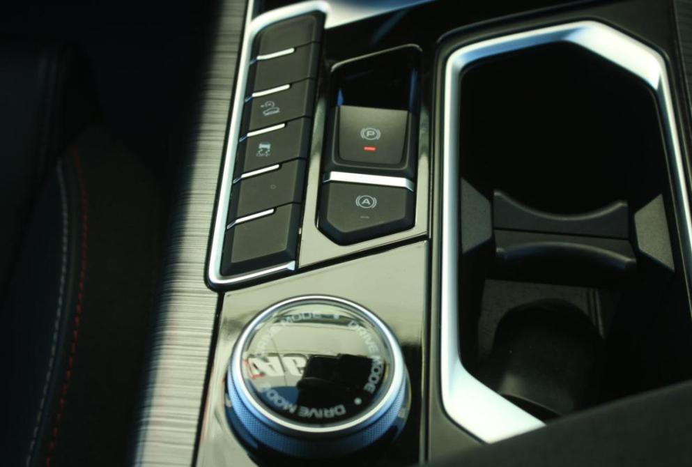 Geely Tugella I Рестайлинг Саратов  - изображение 19