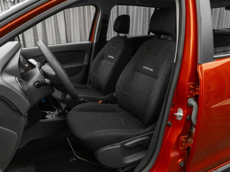 Renault Sandero II Москва  - изображение 9