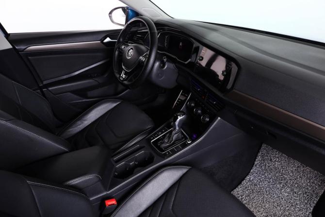 Volkswagen Jetta VII с пробегом 2021 года, цена 2 549 000 рублей, 46307 км, седан, Автокод Объявления