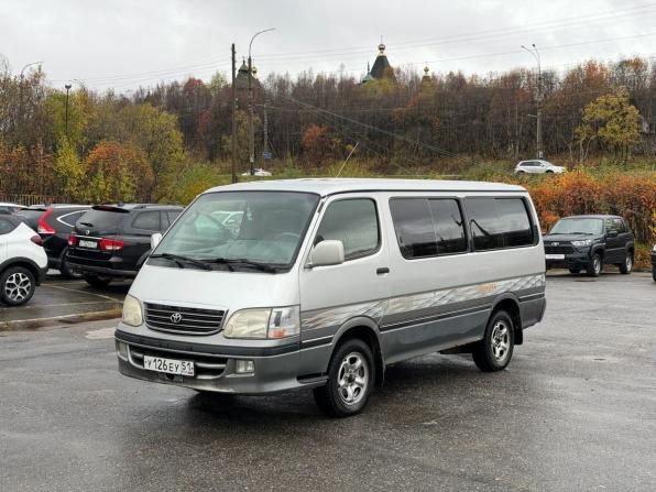 Toyota HiAce H100 с пробегом 2003 года, цена 699 000 рублей, 431000 км, минивэн, Автокод Объявления