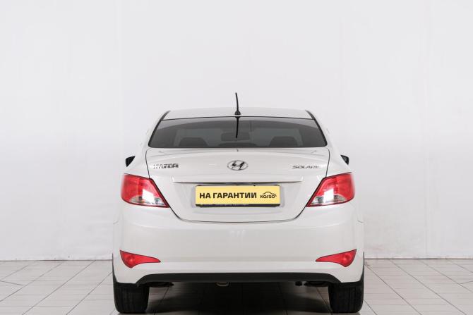 Hyundai Solaris I Рестайлинг с пробегом 2015 года, цена 1 199 000 рублей, 163800 км, седан, Автокод Объявления