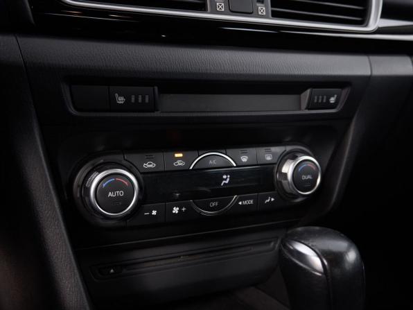 Mazda 3 III (BM) с пробегом 2013 года, цена 1 280 000 рублей, 127366 км, хэтчбек, Автокод Объявления