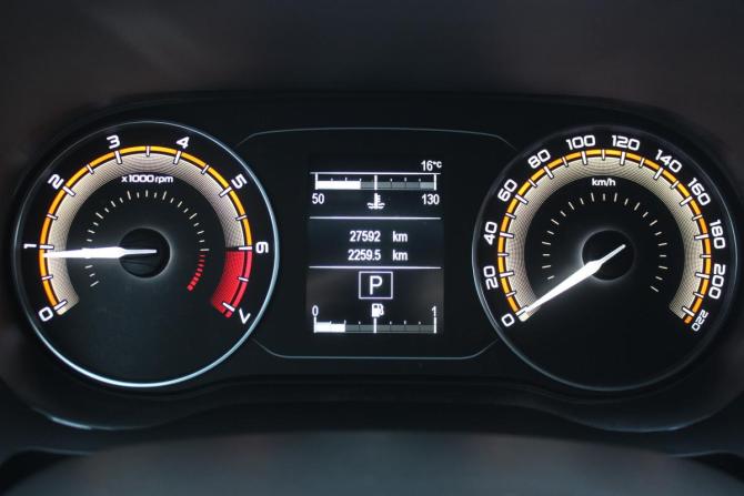 Lada (ВАЗ) Vesta I Рестайлинг (NG) с пробегом 2025 года, цена 1 337 000 рублей, 27589 км, универсал, Автокод Объявления
