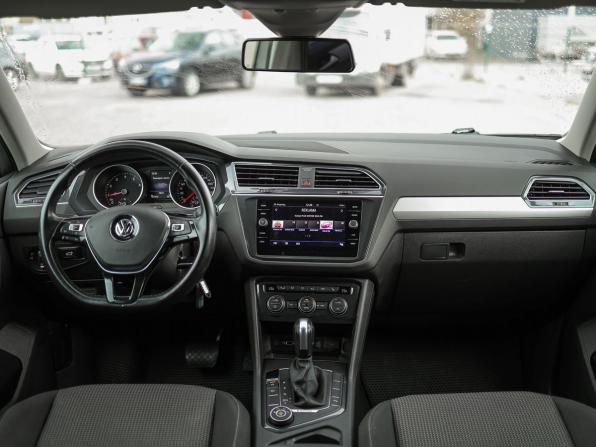 Volkswagen Tiguan II с пробегом 2020 года, цена 2 699 000 рублей, 107910 км, внедорожник, Автокод Объявления