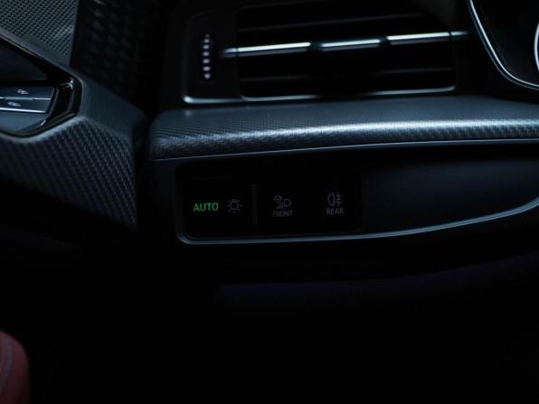 Audi Q6 с пробегом 2025 года, цена 7 200 444 рубля, 1327 км, внедорожник, Автокод Объявления