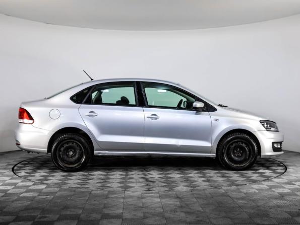 Volkswagen Polo V Рестайлинг с пробегом 2016 года, цена 949 700 рублей, 162000 км, седан, Автокод Объявления