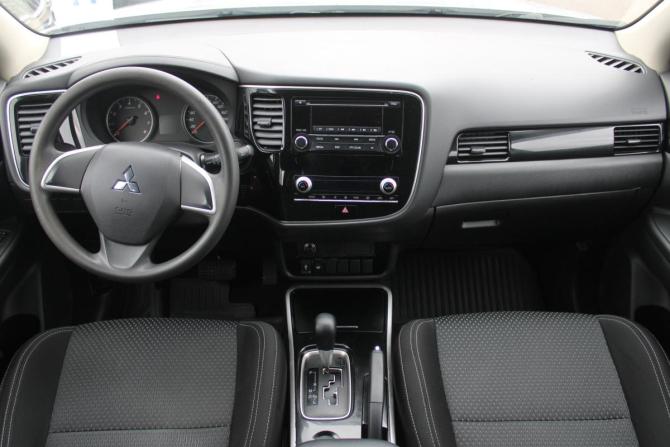 Mitsubishi Outlander III Рестайлинг 3 с пробегом 2021 года, цена 2 195 000 рублей, 126526 км, внедорожник, Автокод Объявления