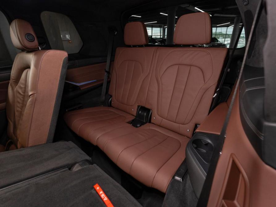 BMW X7 I (G07) Москва  - изображение 16