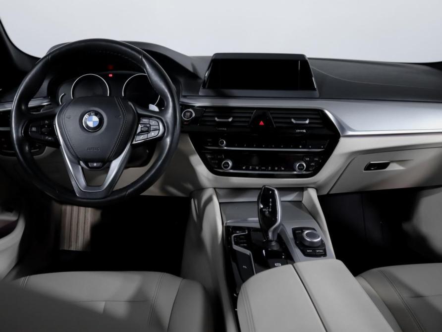 BMW 5 серии VII (G30/G31/G38) Москва  - изображение 12
