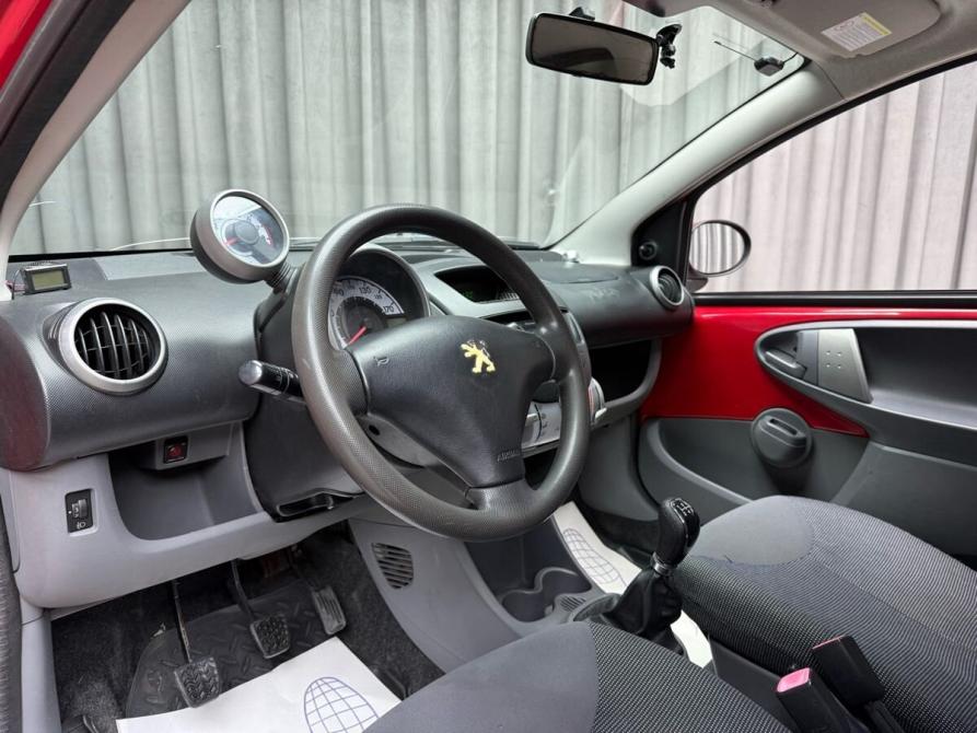 Peugeot 107 I Ижевск  - изображение 8