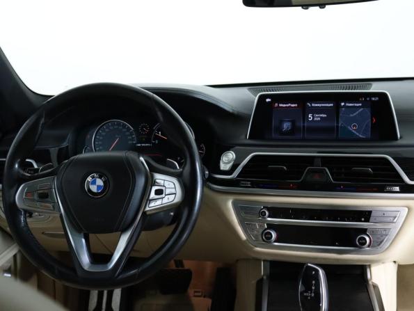 BMW 7 серии VI (G11/G12) с пробегом 2016 года, цена 2 590 000 рублей, 206000 км, седан, Автокод Объявления
