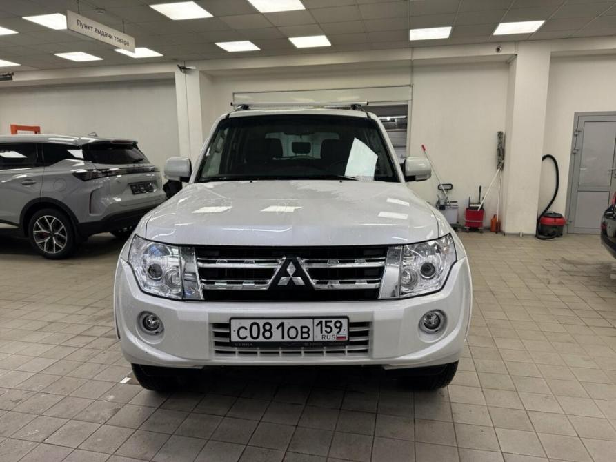 Mitsubishi Pajero IV Рестайлинг 1 Пермь  - изображение 2