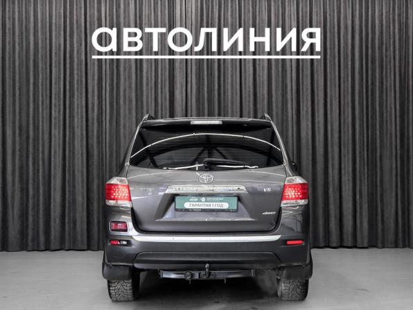 Toyota Highlander II (XU40) Рестайлинг с пробегом 2013 года, цена 1 980 000 рублей, 273000 км, внедорожник, Автокод Объявления
