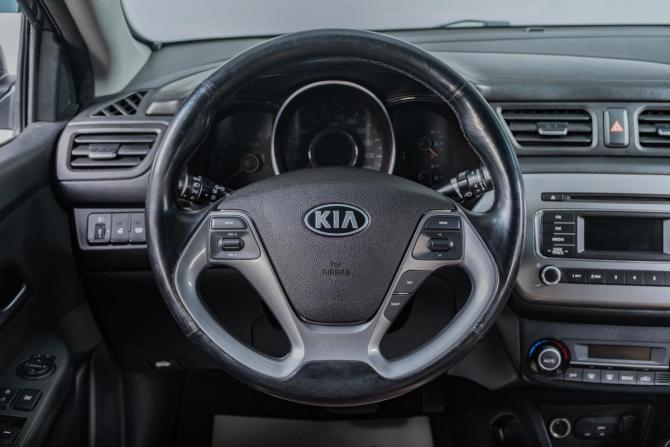 Kia Rio III Рестайлинг с пробегом 2016 года, цена 1 089 000 рублей, 68000 км, седан, Автокод Объявления