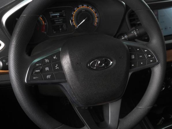 Lada (ВАЗ) Vesta I Рестайлинг (NG) с пробегом 2024 года, цена 1 419 000 рублей, 39255 км, седан, Автокод Объявления