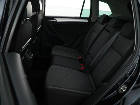 Volkswagen Tiguan II с пробегом 2019 года, цена 2 349 077 рублей, 96734 км, внедорожник, Автокод Объявления