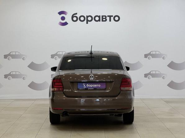 Volkswagen Polo V Рестайлинг с пробегом 2019 года, цена 1 430 000 рублей, 105087 км, седан, Автокод Объявления