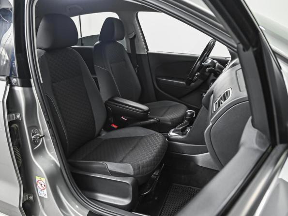Volkswagen Polo V Рестайлинг с пробегом 2018 года, цена 1 228 000 рублей, 158273 км, седан, Автокод Объявления