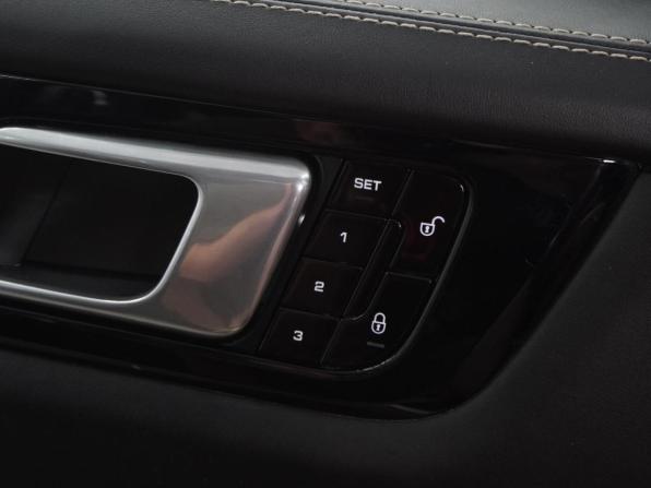 Porsche Cayenne III с пробегом 2018 года, цена 4 999 000 рублей, 123580 км, внедорожник, Автокод Объявления