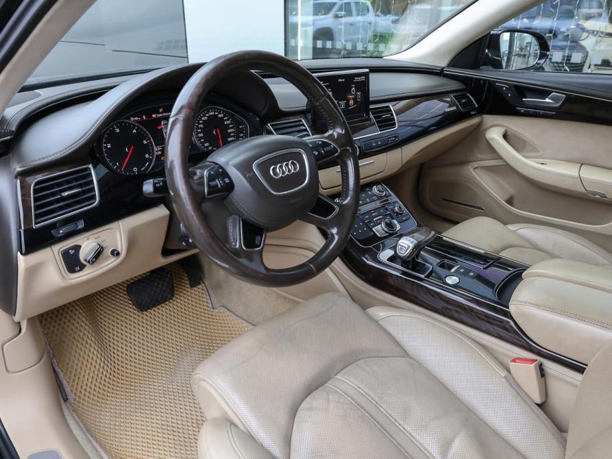 Audi A8 III (D4) Москва  - изображение 17