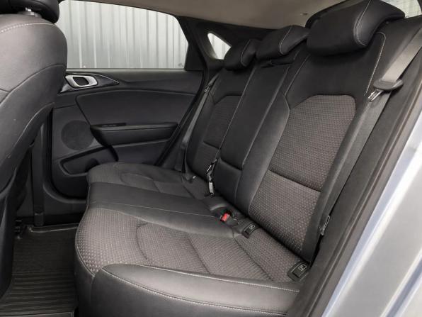 Kia Ceed III с пробегом 2019 года, цена 1 687 000 рублей, 122075 км, хэтчбек, Автокод Объявления